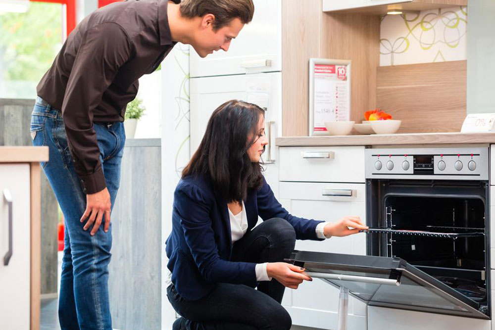 Kitchen island: The vibrant new addition in kitchen design