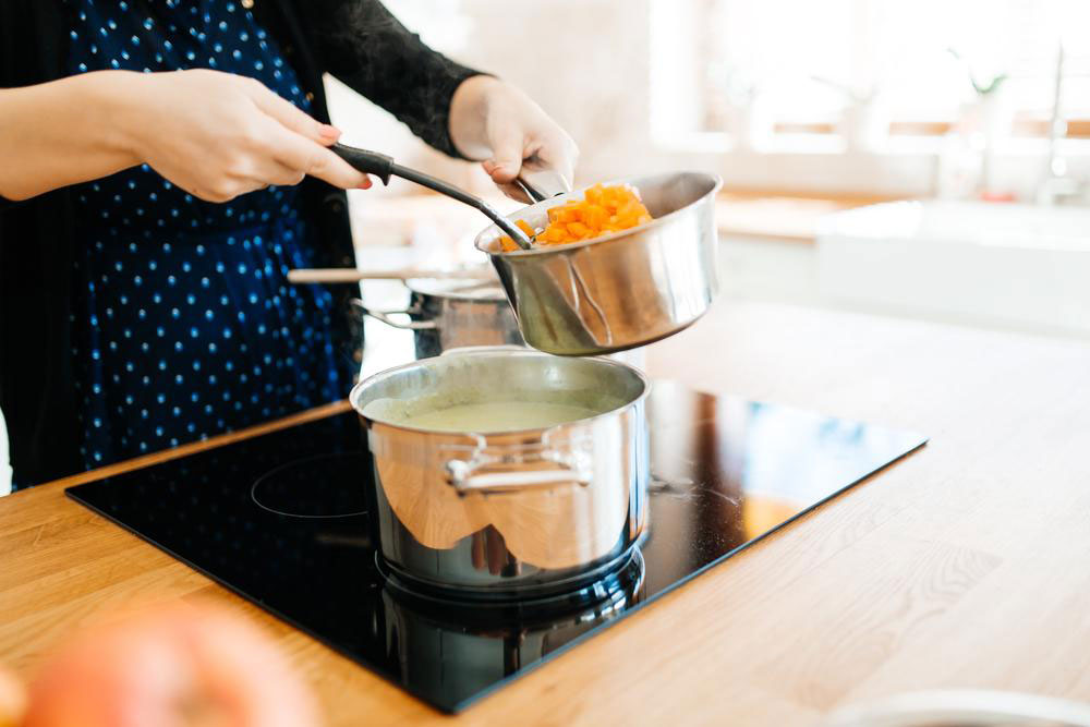 Revamp your kitchen with the latest cooktops at affordable prices