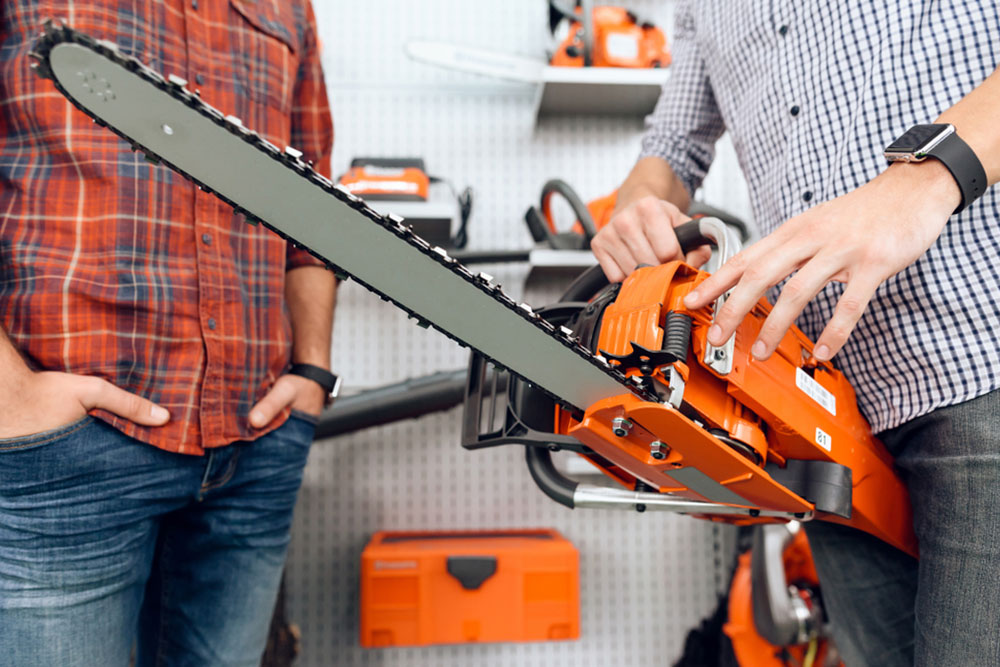 Tips to select the correct chainsaw