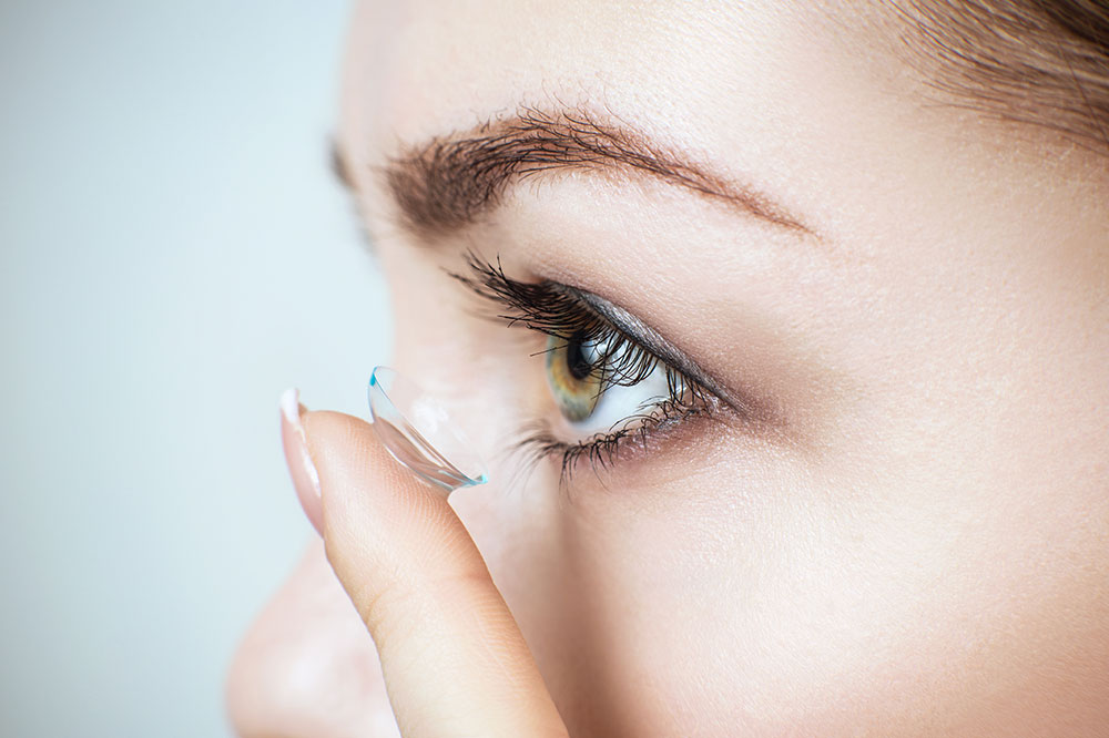 6 best contact lenses designed for better vision