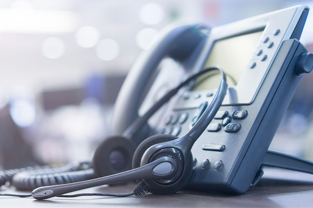 Find the right small business phone system for your needs