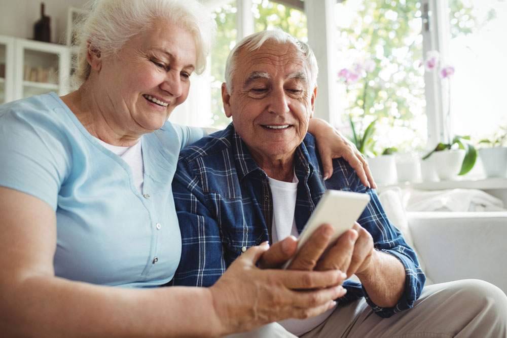 Here&#8217;s how to get free cell phones for seniors