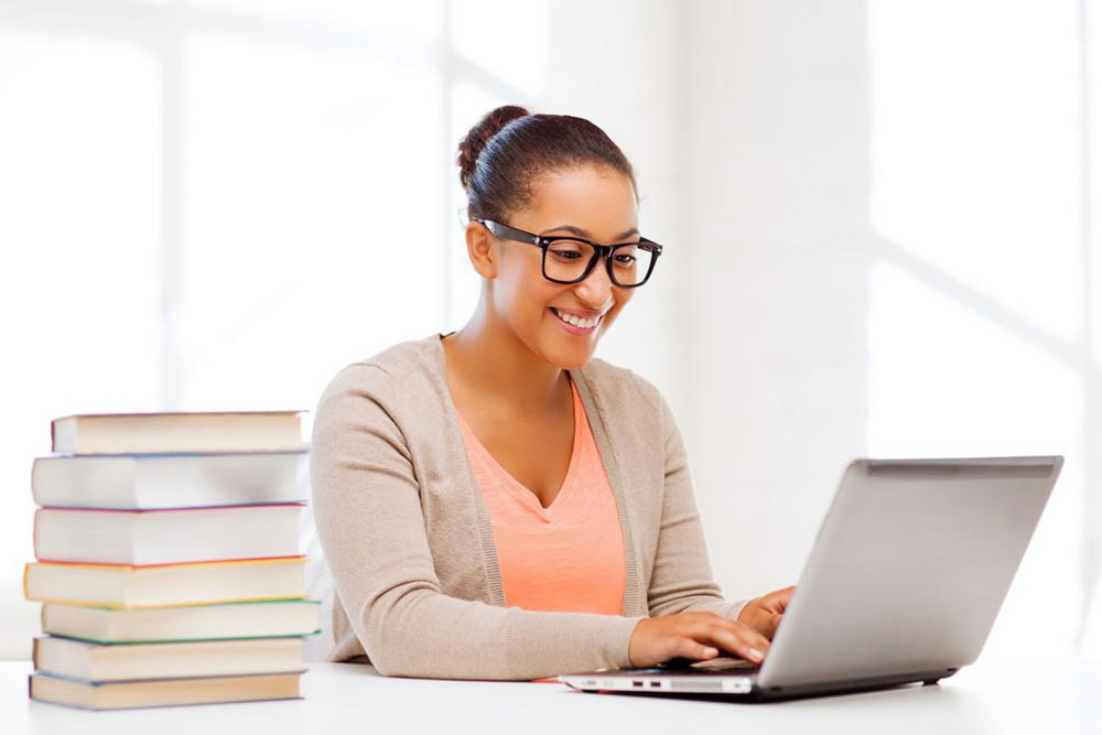 4 factors to consider while choosing an accredited online school