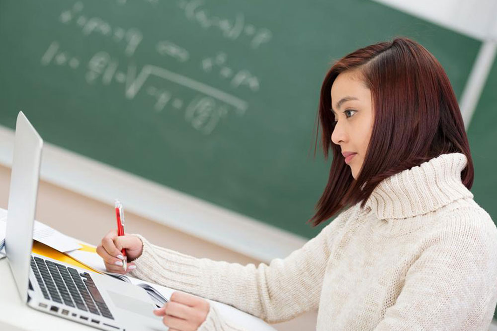 5 factors to consider before opting for online math tutoring