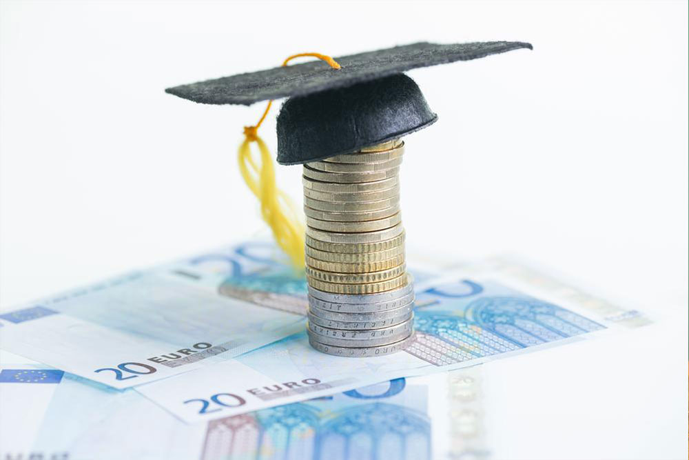 The different types of no cosigner student loans