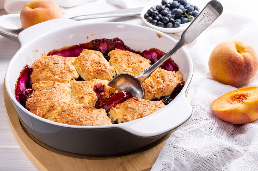 Peach Cobbler Recipe &#8211; Main Ingredients and Variations