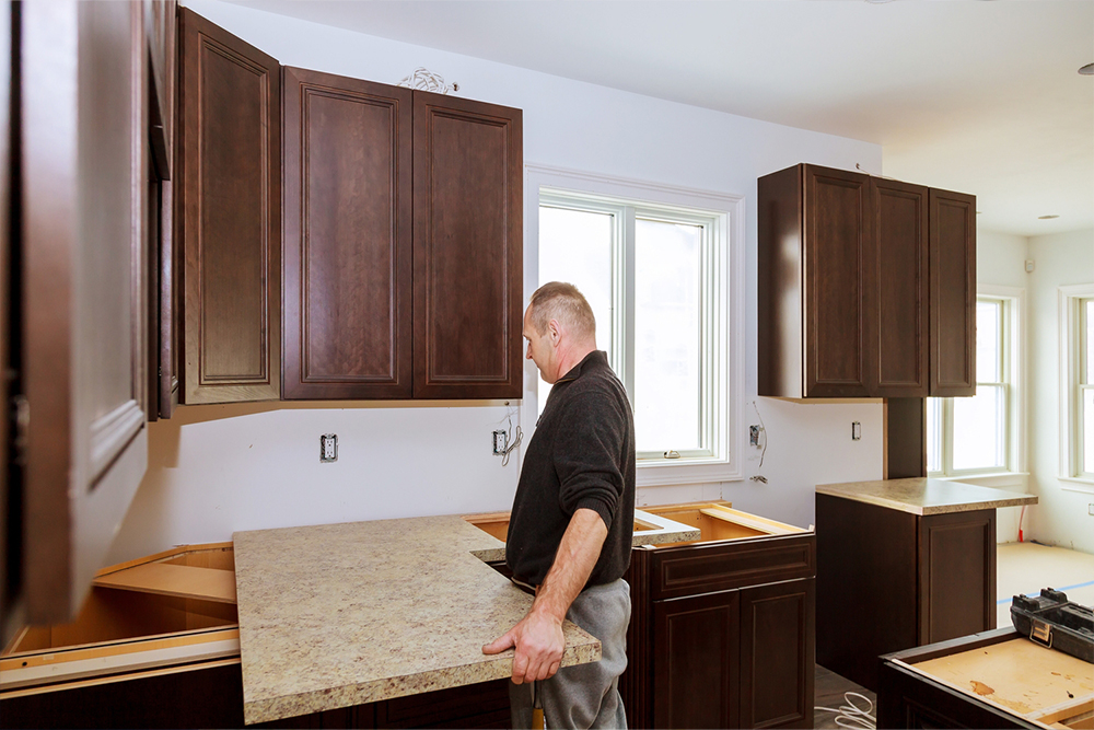 Types of Kitchen Remodels and Tips to Choose a Contractor