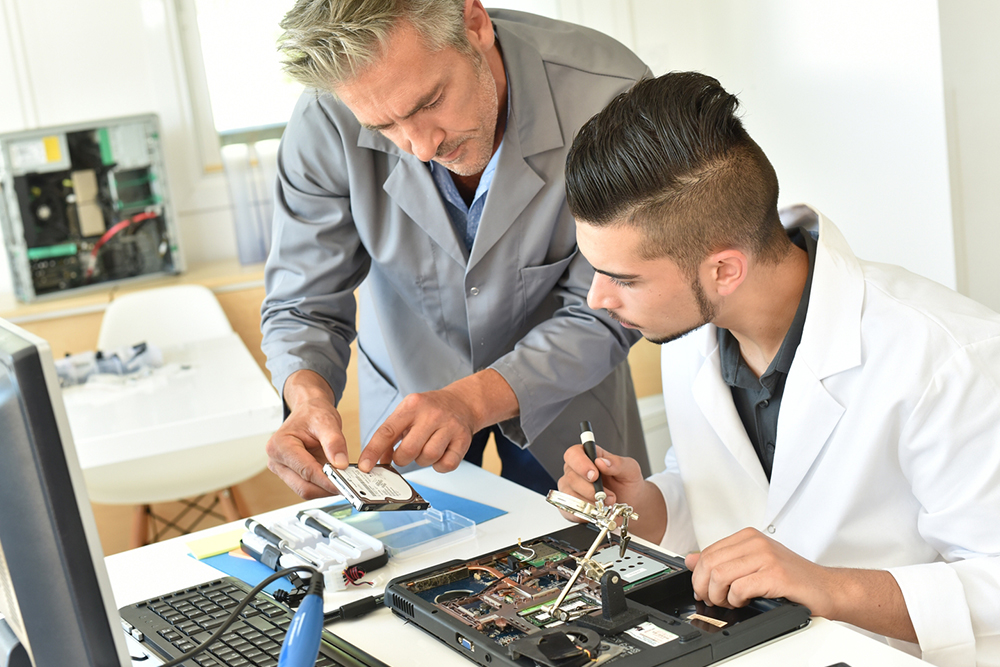 Electrical Engineering Degrees and Key Topics They Cover