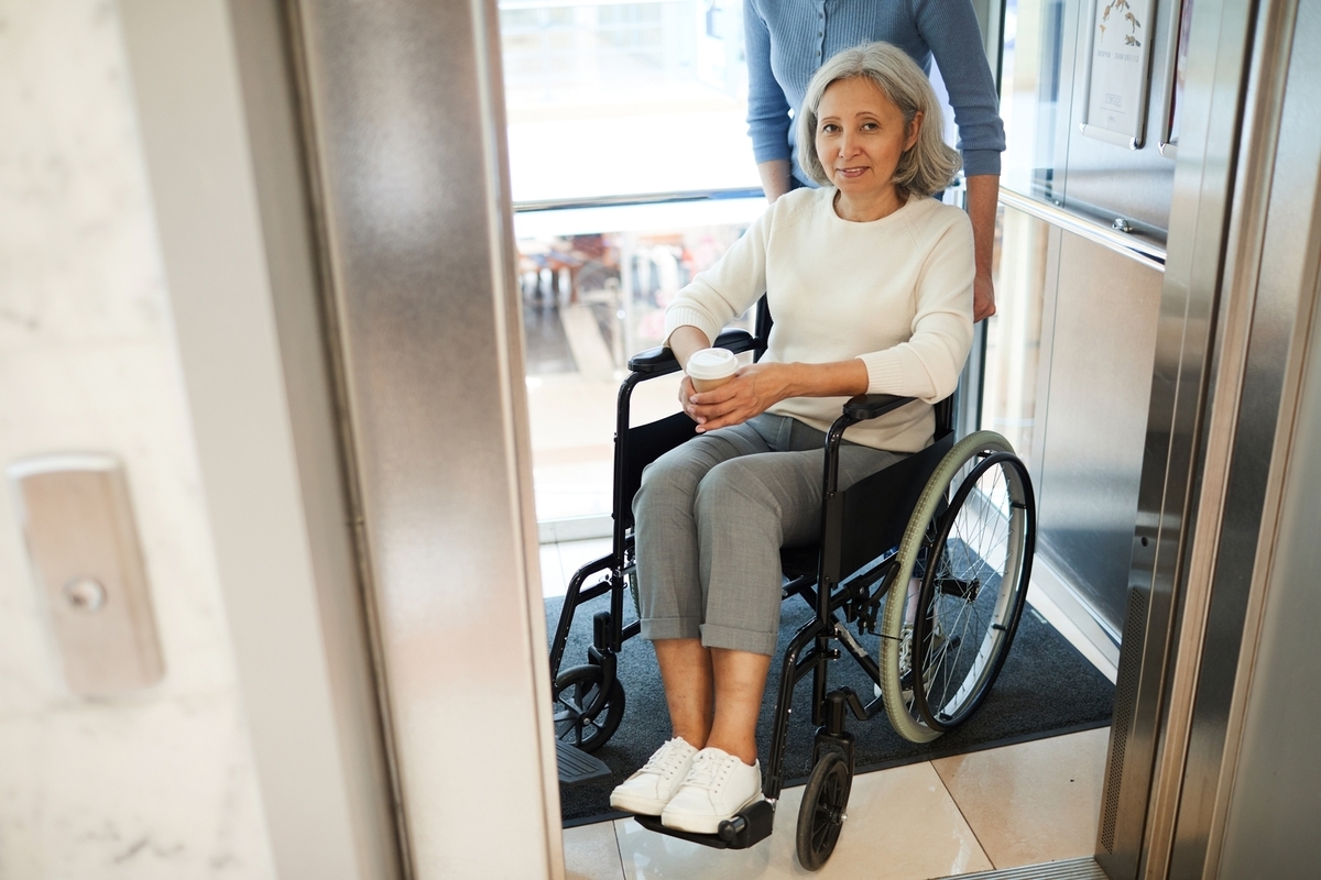 Home Elevators for Seniors in the USA: A Practical Solution for Accessibility and Independence